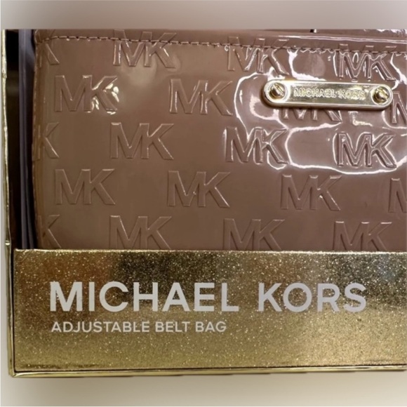 NWT Michael Kors logo debossed belt bag - Fawn color - Picture 5 of 6